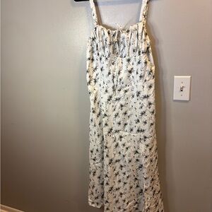 Elegant Black and White Floral Midi Dress